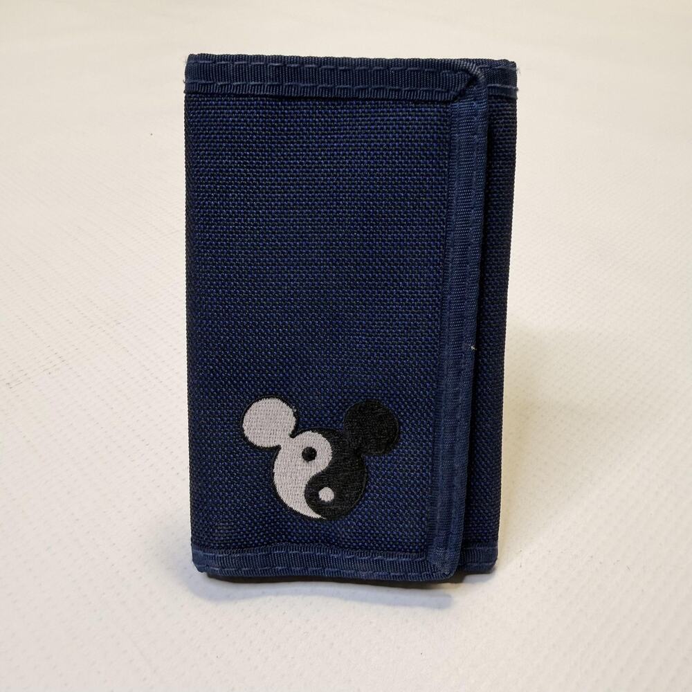 Disney ID Wallet Boys One Size Blue Mickey Mouse Yin Yang Trifold Nylon
